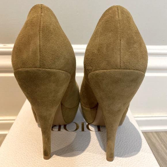 Suede YSL Tribute Pumps - Picture 4 of 5
